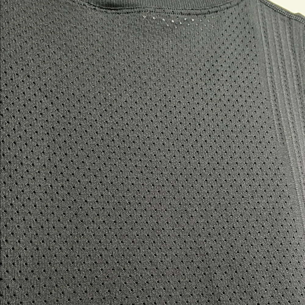 Lululemon Athletica Black Perforated Mesh Tank Top - Picture 4 of 5